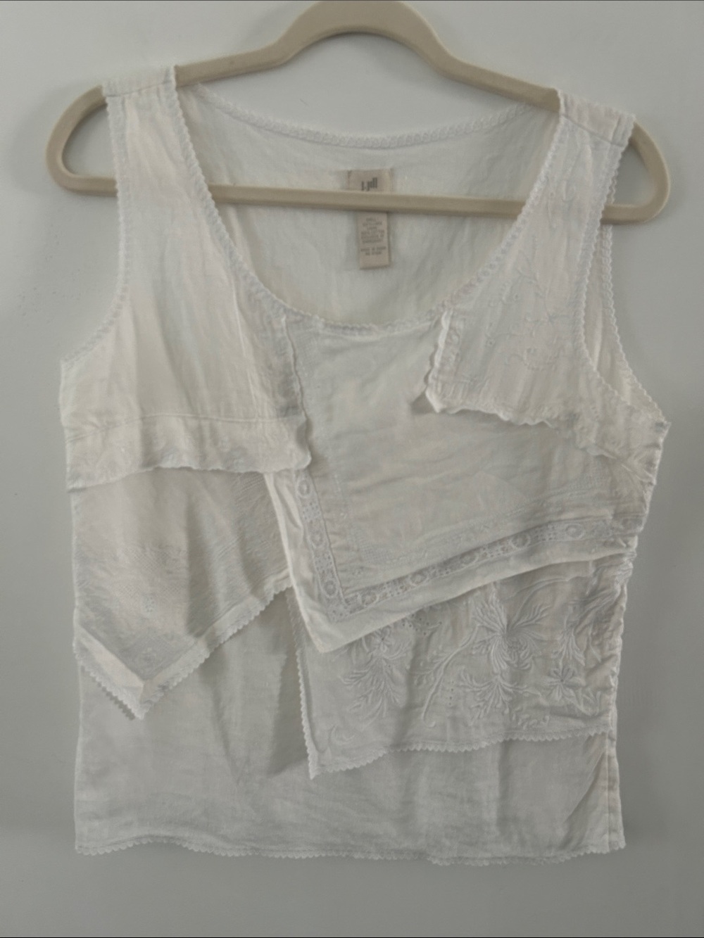 J. Jill White Linen Embroidered Camisole Delicate Patchwork Floral Detail Top